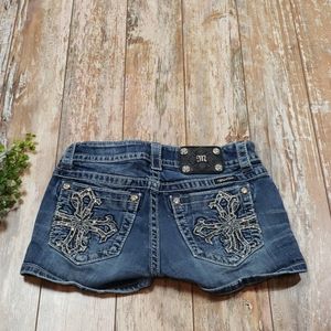 Miss Me Shorts 27